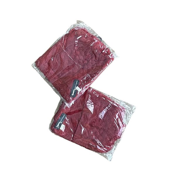 WOMENS RED LIGHT WEIGHT KNITTED BEANIE & INFINITY SCARF SET - SZ: OS - Picture 5 of 5